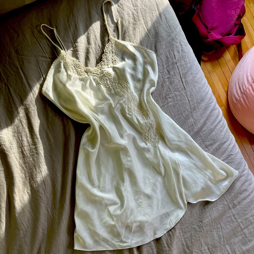 Vintage 80s lace satin slip dress
